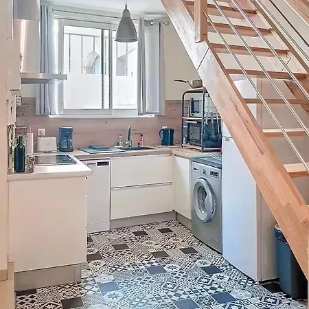 Centre Historique Et Grands Buffets A Deux Pas Apartment